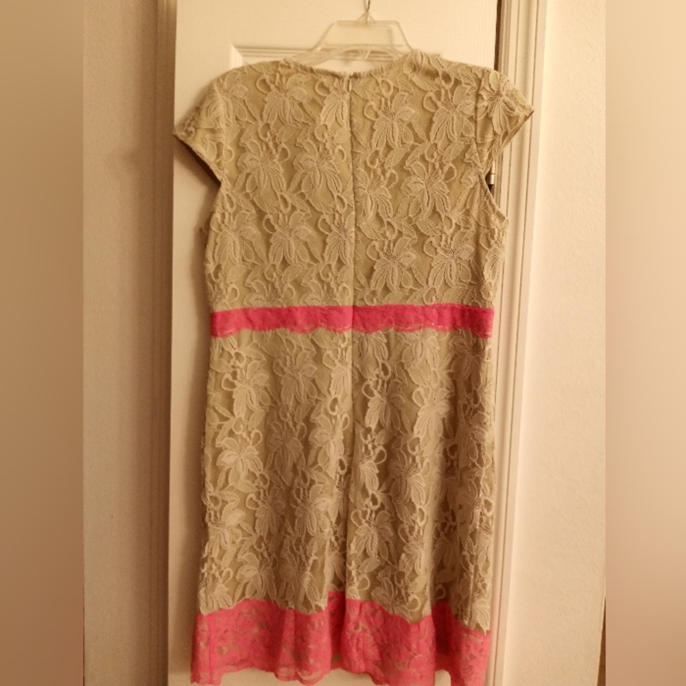 Dress - Picture 2 of 2